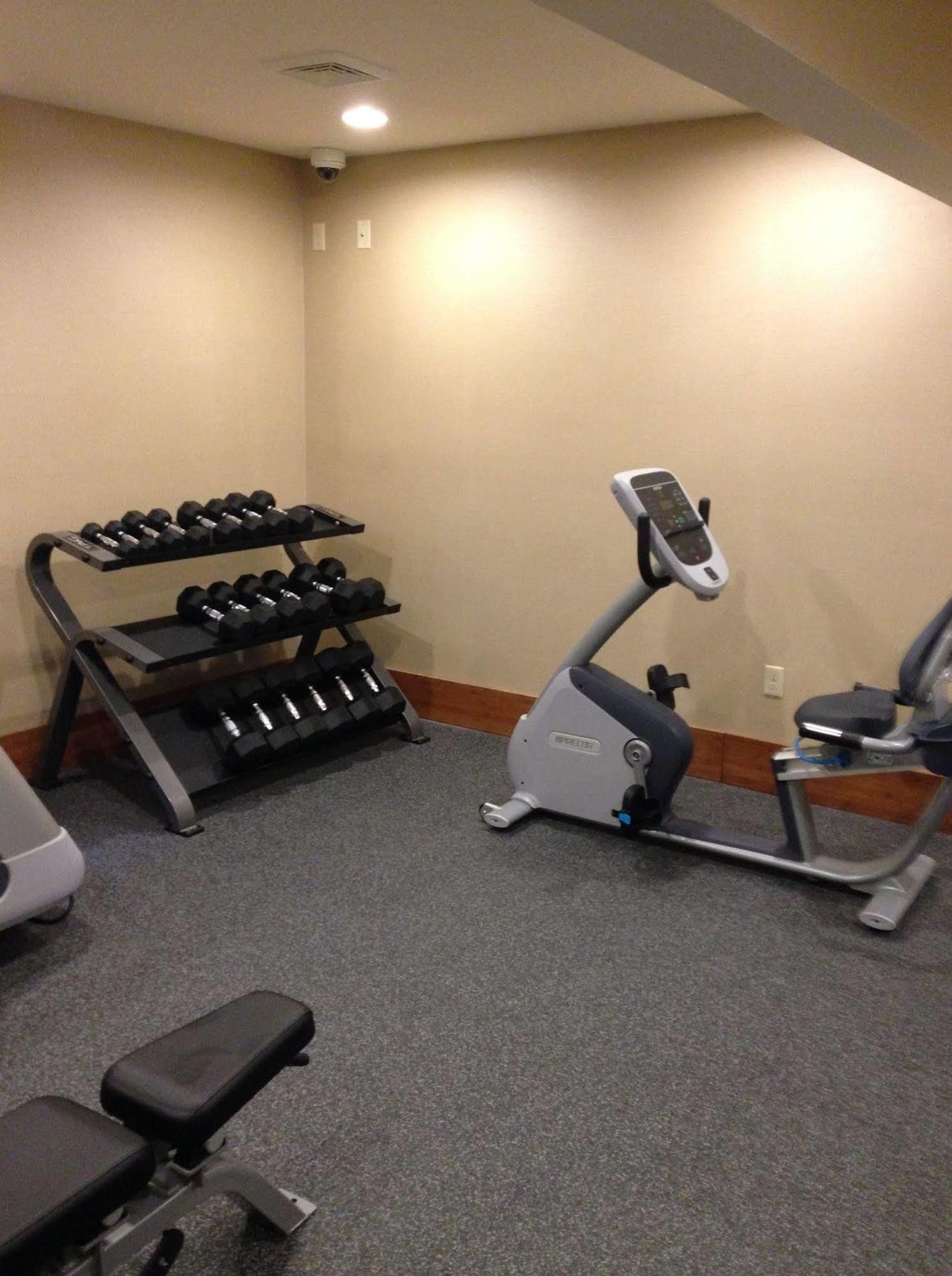 Comfort Inn & Suites West Springfield Bagian luar foto